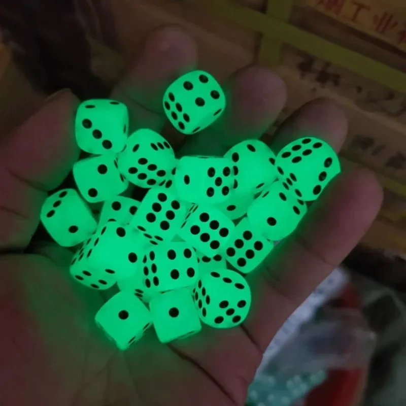 6-36Pcs 14mm Luminous Dice 6 S - Desk Setup Dark review and price